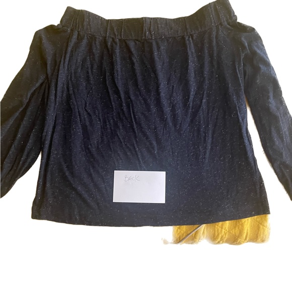 Super soft comfy off the shoulder blouse. - Picture 5 of 11